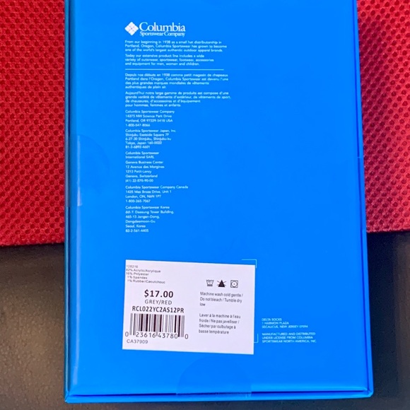 🎄🎄NIB Columbia box set of two Christmas socks - Picture 2 of 4